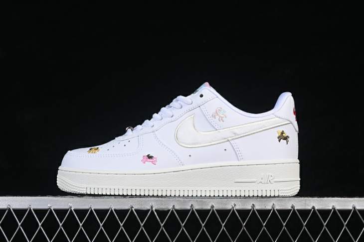 Picture of Air Force 1 _SKUfw22107222779498408fw